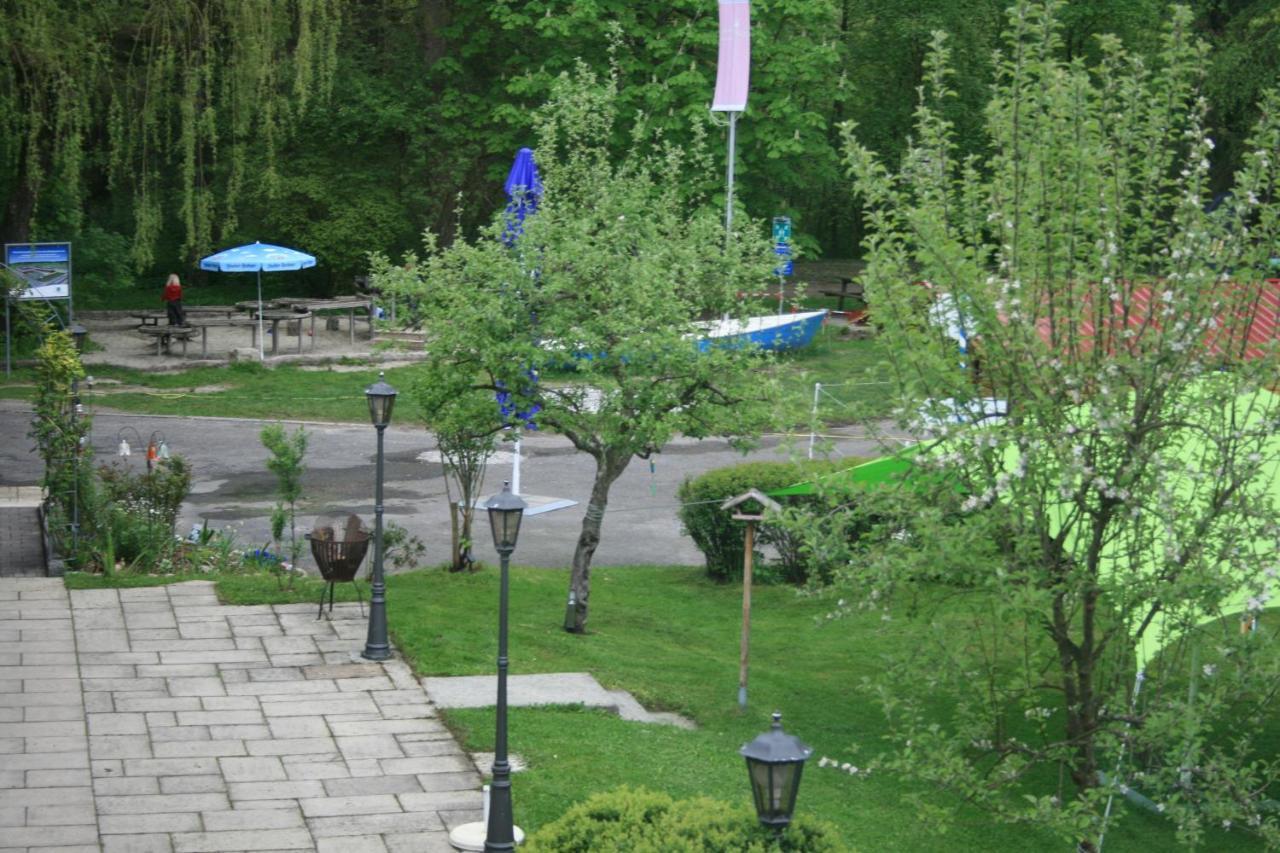 Krug'S Family Hostel Und Restaurant Weilheim in Oberbayern Eksteriør bilde