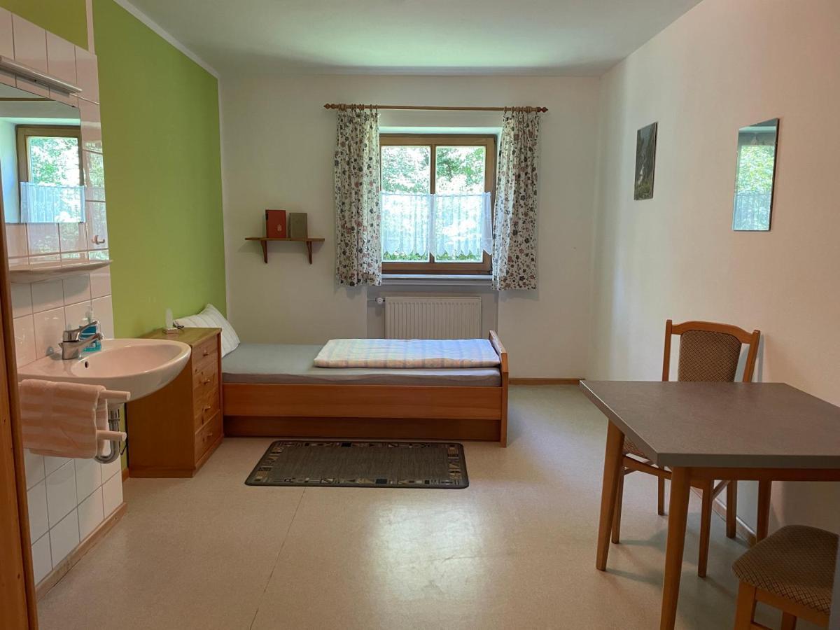 Krug'S Family Hostel Und Restaurant Weilheim in Oberbayern Eksteriør bilde
